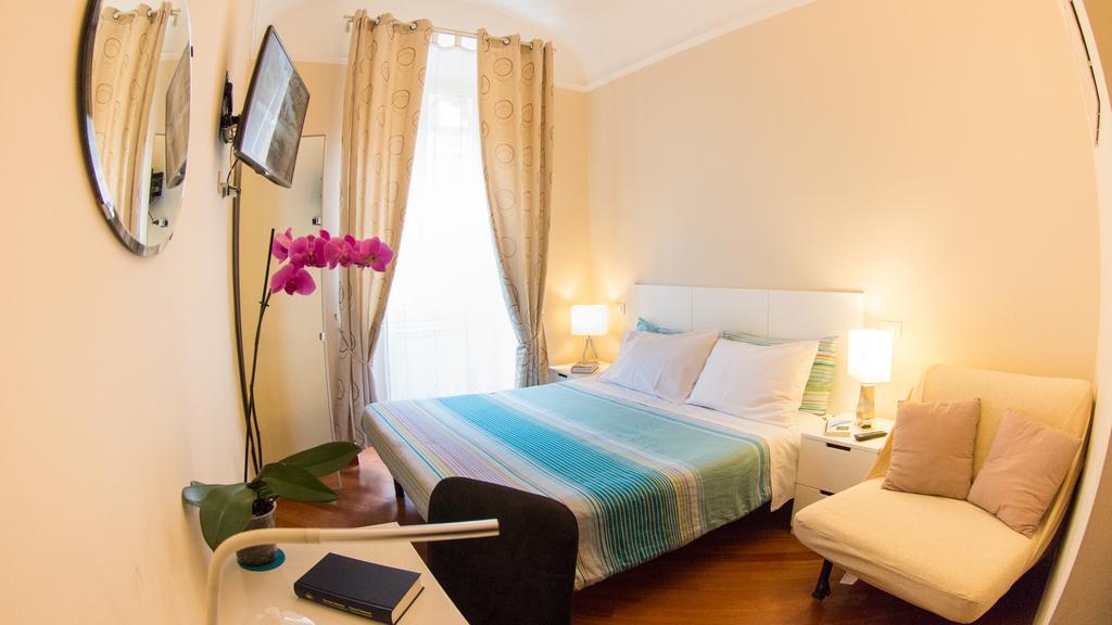 มาร์ติโน ไอ มอนติ Hotel โรม ภายนอก รูปภาพ